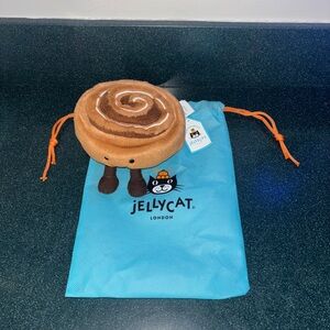 Jellycat Brown Cinnamon Bun Plush